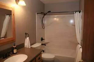 737 Pinecrest Dr, Grants Pass, OR 97527 - Photo 34