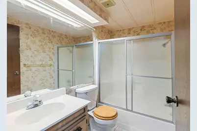 5600 Demaray Drive, Grants Pass, OR 97527 - Photo 22