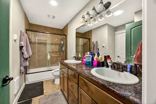 512 Fair Oaks Ave, Ashland, OR 97520 - Photo 18