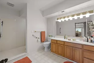 395 Autumn Ln, Jacksonville, OR 97530 - Photo 38