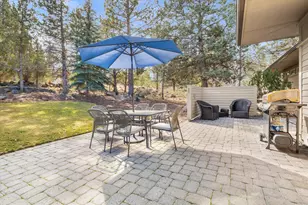 2589 NW Champion Cir, Bend, OR 97703 - Photo 48