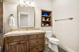 2589 NW Champion Cir, Bend, OR 97703 - Photo 44
