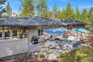 2589 NW Champion Cir, Bend, OR 97703 - Photo 54