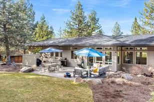 2589 NW Champion Cir, Bend, OR 97703 - Photo 2