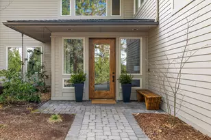 2589 NW Champion Cir, Bend, OR 97703 - Photo 4