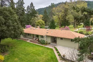 5270 Rogue River Hwy, Grants Pass, OR 97527 - Photo 42