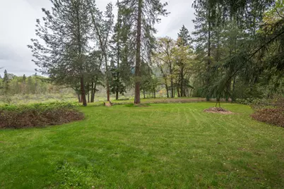 5270 Rogue River Highway, Grants Pass, OR 97527 - Photo 40