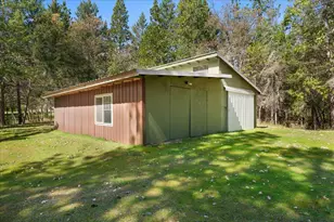 525 Templin Ave, Grants Pass, OR 97526 - Photo 36