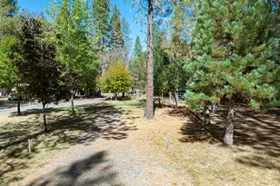 3504 Azalea Dr, Grants Pass, OR 97526 - Photo 62