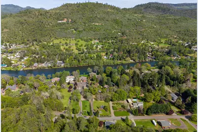 343 Rene Drive, Shady Cove, OR 97539 - Photo 76