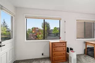 302 Medford Heights Ln, Medford, OR 97504 - Photo 28