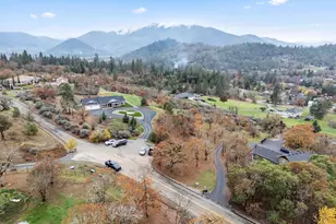 182 Blue Chip Ln, Grants Pass, OR 97527 - Photo 38