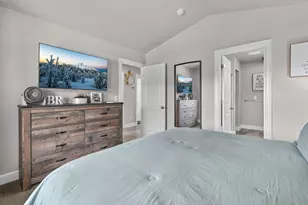 1685 NE 3rd Ct, Redmond, OR 97756 - Photo 16