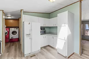 15990 Lava Dr, La Pine, OR 97739 - Photo 8