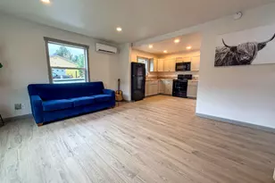 215 N Humbolt St, Canyon City, OR 97820 - Photo 2