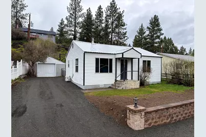 215 N Humbolt Street, Canyon City, OR 97820 - Photo 1