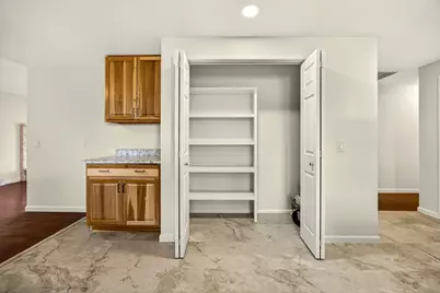 1680 Brookhurst Street, Medford, OR 97504 - Photo 6