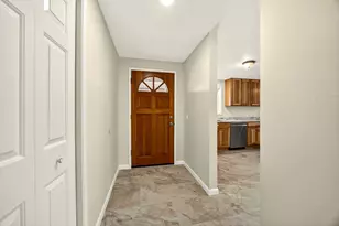 1680 Brookhurst St, Medford, OR 97504 - Photo 4