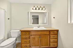 1680 Brookhurst St, Medford, OR 97504 - Photo 18