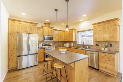 16802 Pony Express Way, Bend, OR 97707 - Photo 10