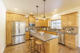 16802 Pony Express Way, Bend, OR 97707 - Photo 10