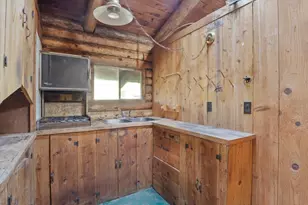 509 Marble Mountain Rd, Grants Pass, OR 97527 - Photo 2