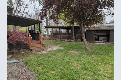 1055 N 5th #UNIT 19, Jacksonville, OR 97530 - Photo 16