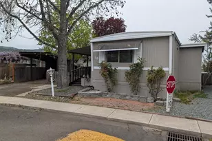1055 N 5th, Jacksonville, OR 97530 - Photo 12