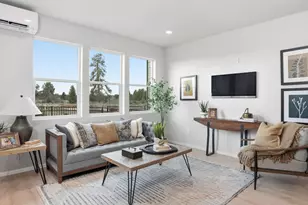 21325 SE Wilderness Way, Bend, OR 97702 - Photo 4