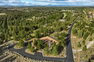 1496 NW Puccoon Ct, Bend, OR 97703 - Photo 56