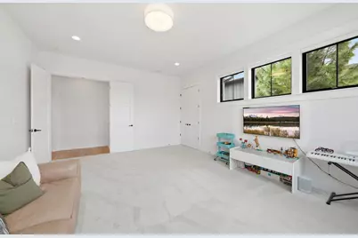 60882 SW Headwaters Loop, Bend, OR 97702 - Photo 52