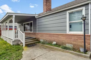 3854 Summers Ln, Klamath Falls, OR 97603 - Photo 14