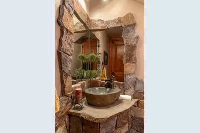 23098 Watercourse Way, Bend, OR 97701 - Photo 20