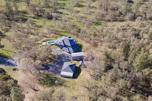 547 Jackpine Dr, Grants Pass, OR 97526 - Photo 76