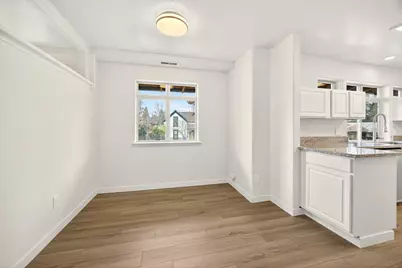 24 Dewey Street, Ashland, OR 97520 - Photo 8