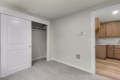 2842 NW Sterling Drive, Redmond, OR 97756 - Photo 12