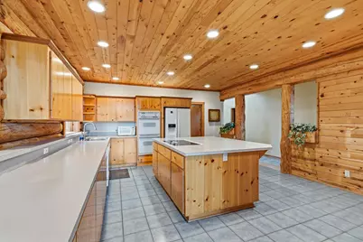 11322 Modoc Road, White City, OR 97503 - Photo 16