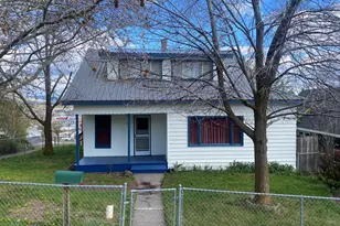 438 Washington St, Klamath Falls, OR 97601 - Photo 4