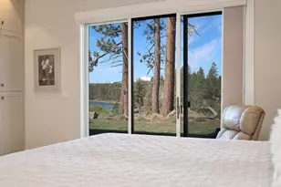 60871 River Rim Dr, Bend, OR 97702 - Photo 24