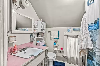 1984 Brookhurst Street, Medford, OR 97504 - Photo 18