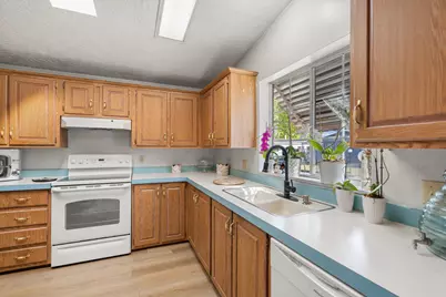 640 Hedy Jayne, Medford, OR 97501 - Photo 10