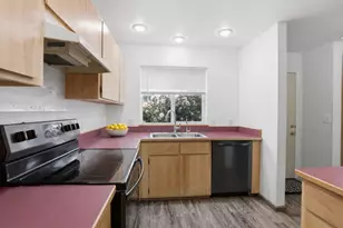 467 Tulipan Way, Talent, OR 97540 - Photo 8