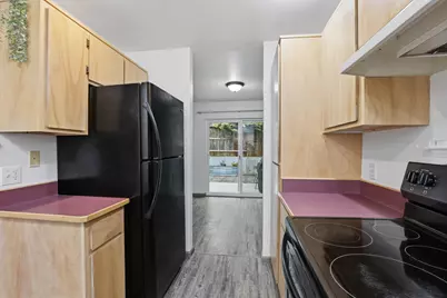 467 Tulipan Way, Talent, OR 97540 - Photo 8