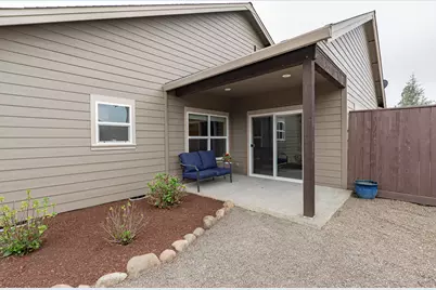 217 White Oak Way, Shady Cove, OR 97539 - Photo 6
