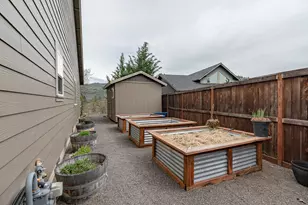 217 White Oak Way, Shady Cove, OR 97539 - Photo 34
