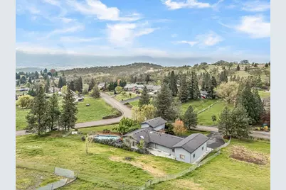 2455 David Lane, Medford, OR 97504 - Photo 58