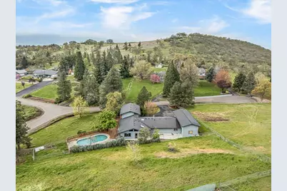 2455 David Lane, Medford, OR 97504 - Photo 1