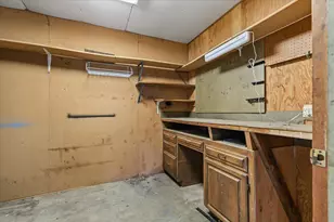 2455 David Ln, Medford, OR 97504 - Photo 50