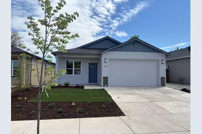 740 Dahl Place #15, Medford, OR 97501 - Photo 1