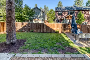 19458 Hollygrape St, Bend, OR 97702 - Photo 24